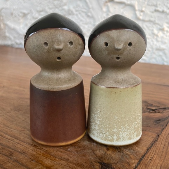 People Salt & Pepper Shakers - Picture 1 of 15
